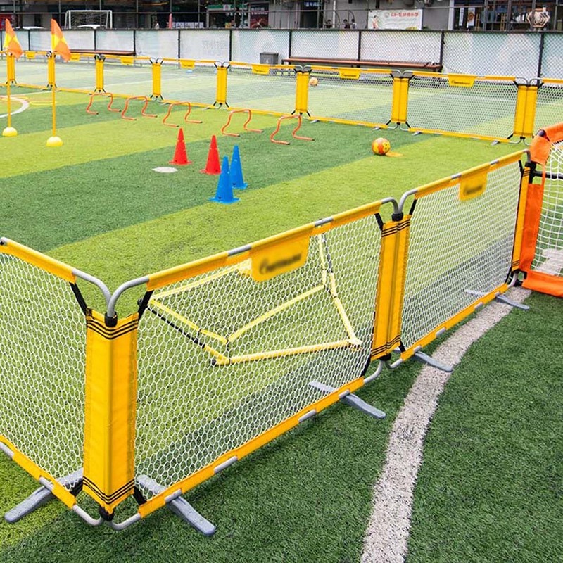 Futbol sahəsi hasarı genişləndirilə bilən  tor